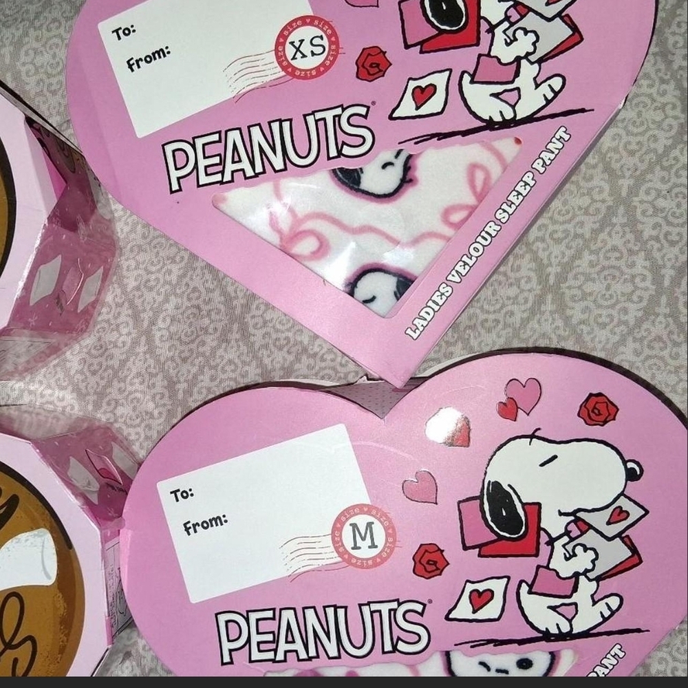 Peanuts Ladies' Velour Sleep Pants - Pink with White and Black Snoopy Print